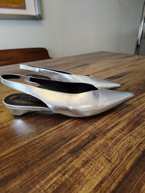 Tony Bianco Hi Shine Leather Heels 8.5 Revolve Slingback Heels Silver